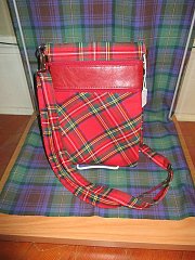 Click image for larger version. 

Name:	Tartan and leather bag (red).jpg 
Views:	11 
Size:	172.9 KB 
ID:	30066