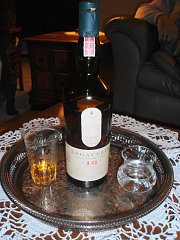 Click image for larger version. 

Name:	28_16_yr_old_Lagavulin.jpg 
Views:	5 
Size:	253.1 KB 
ID:	32846