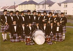 Click image for larger version. 

Name:	CP-Air-Pipe-Band-in-Scotland-with-Cowal-Grade-2-trophy-1976-cropped.jpg 
Views:	15 
Size:	139.4 KB 
ID:	39093